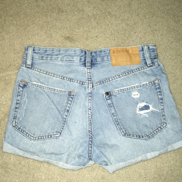 Denim shorts - Picture 2 of 2